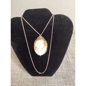 Hand CarvedCameo Pendant and chain